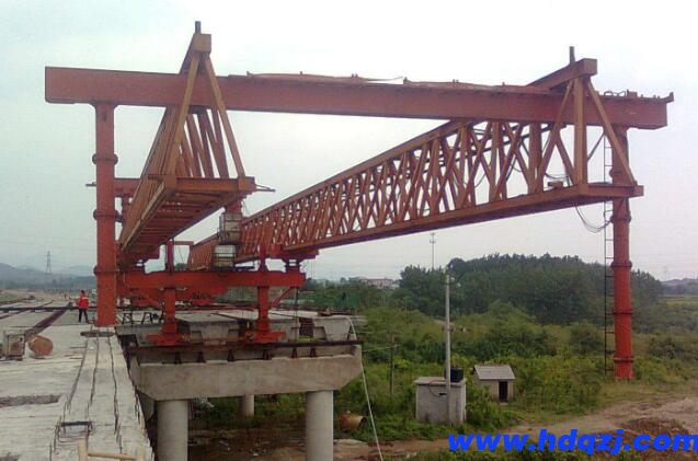 架橋機(jī)是怎樣焊盤的呢?操作流程又有什么呢?