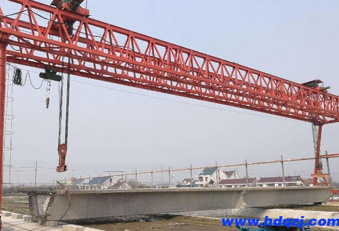 通用門式起重機(jī)