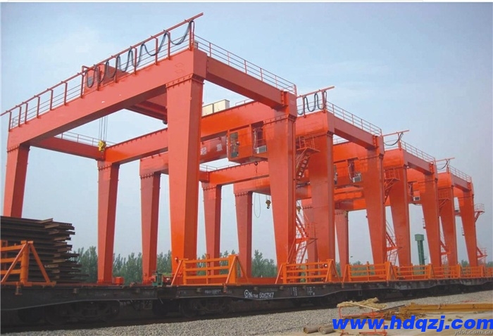 如何正確使用起重機(jī)的控制器和操作桿? 如何正確使用起重機(jī)的控制器和操作桿?